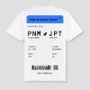 Boarding-pass-tshirt-wit-met-blauw-festivaloutfits-bestellen-festival-tshirts-bestellen-harde-kleding-voor-op-een-festival-lekkerste-festival-tshirt.png