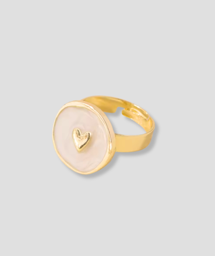 Mooie-ring-creme-hartje.png
