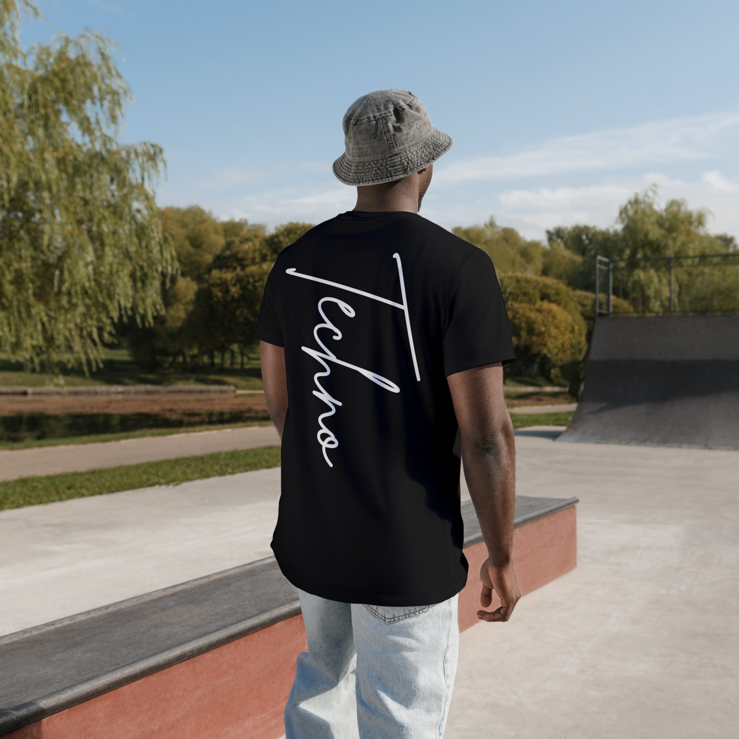 Techno-tshirt-techno-feest-tshirt-scaled-1.jpg