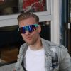 blauw-gele-rave-bril-scaled-1.jpg