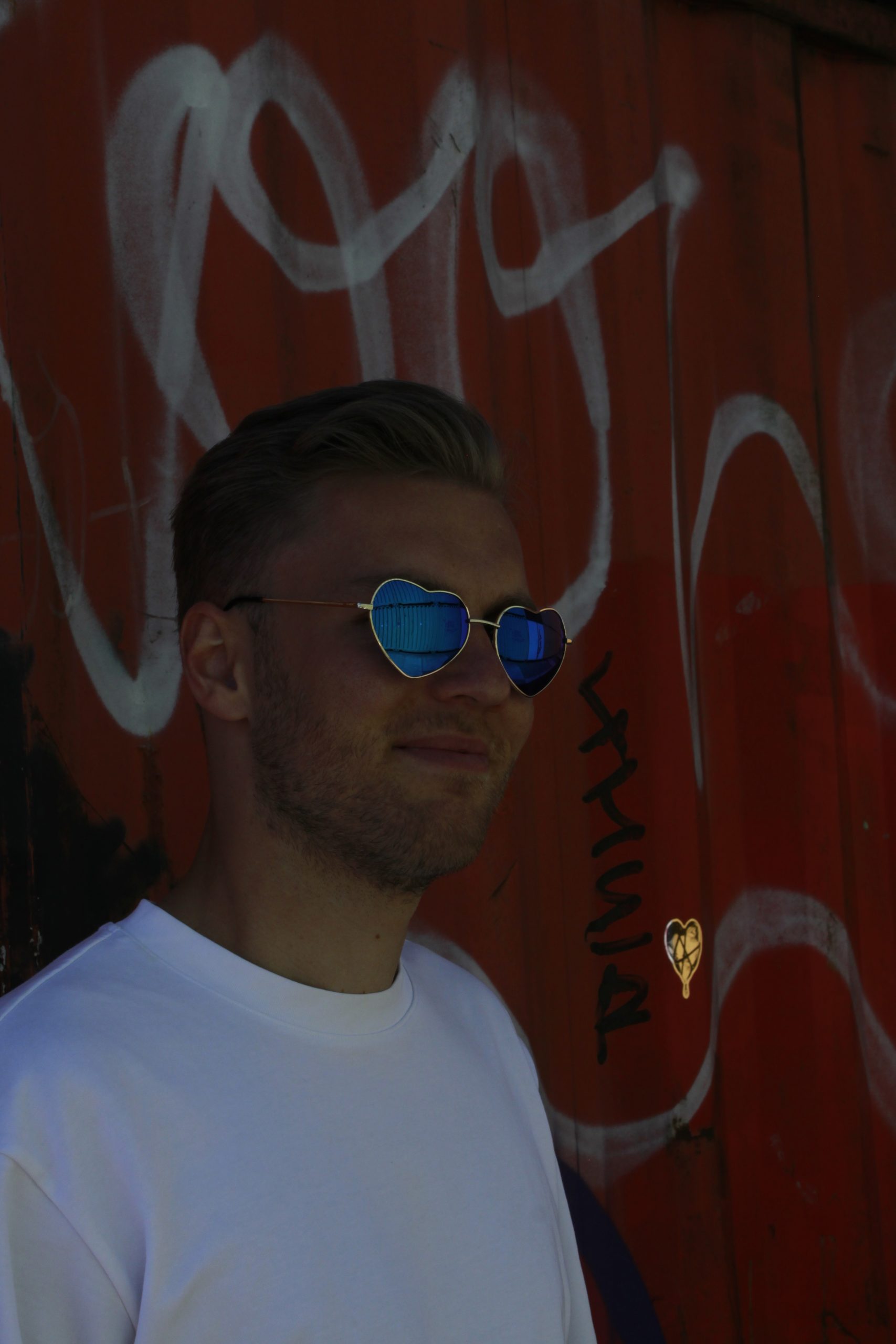 blauw-hartjes-bril-scaled-1.jpg