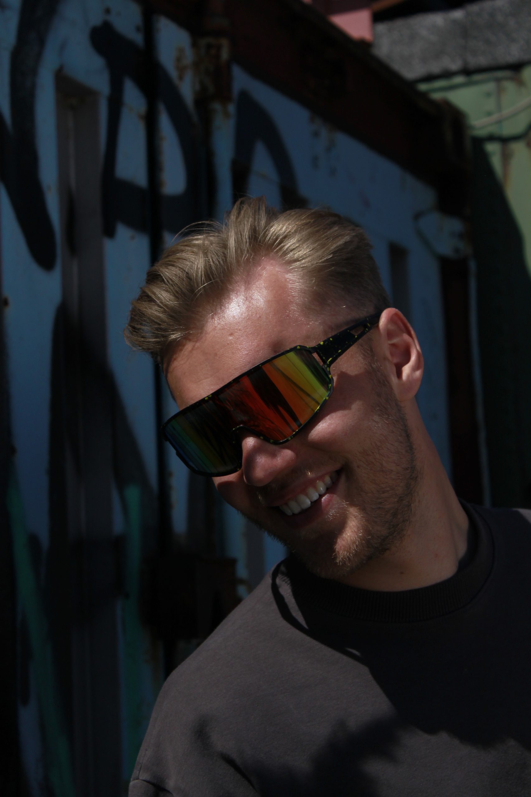 bril-hard-techno-scaled-1.jpg