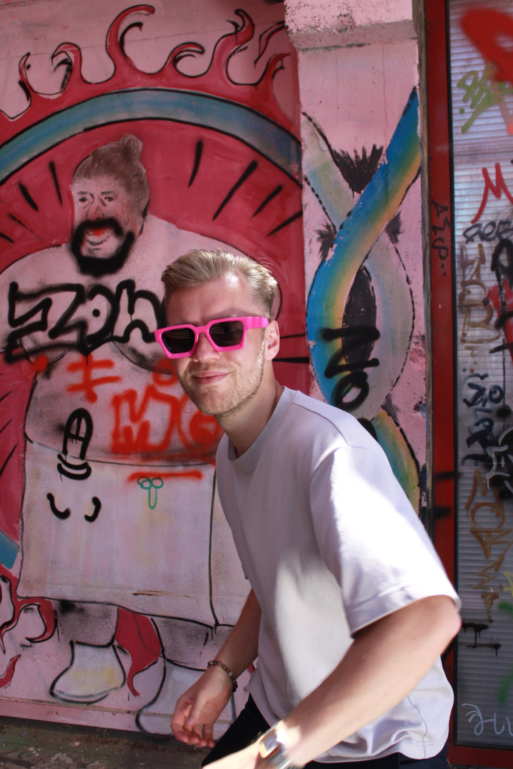 bril-roze-festivals-1-scaled-1.jpg