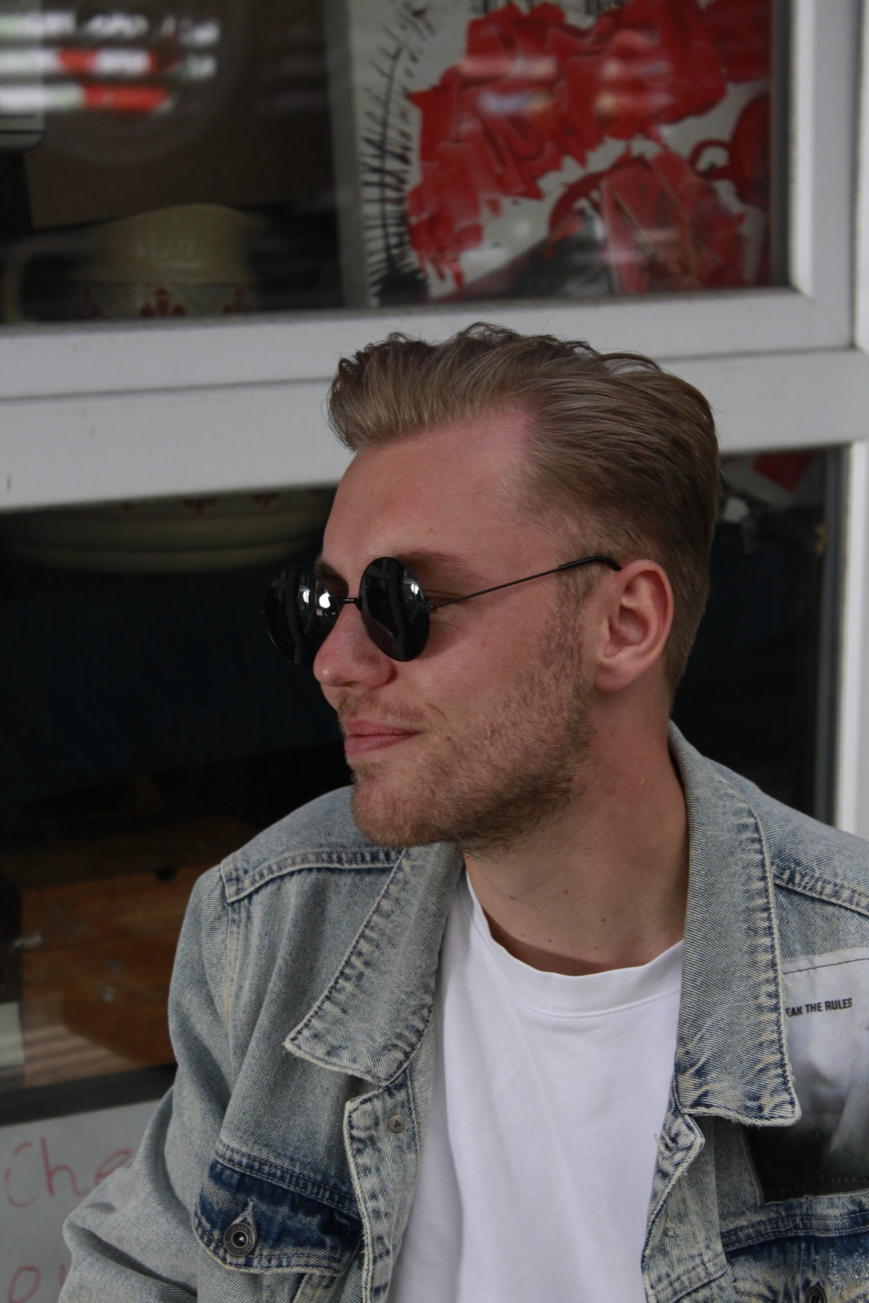 bril-zwart-voor-raves-scaled-1.jpg