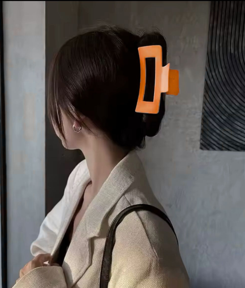 clip-haar-oranje.png