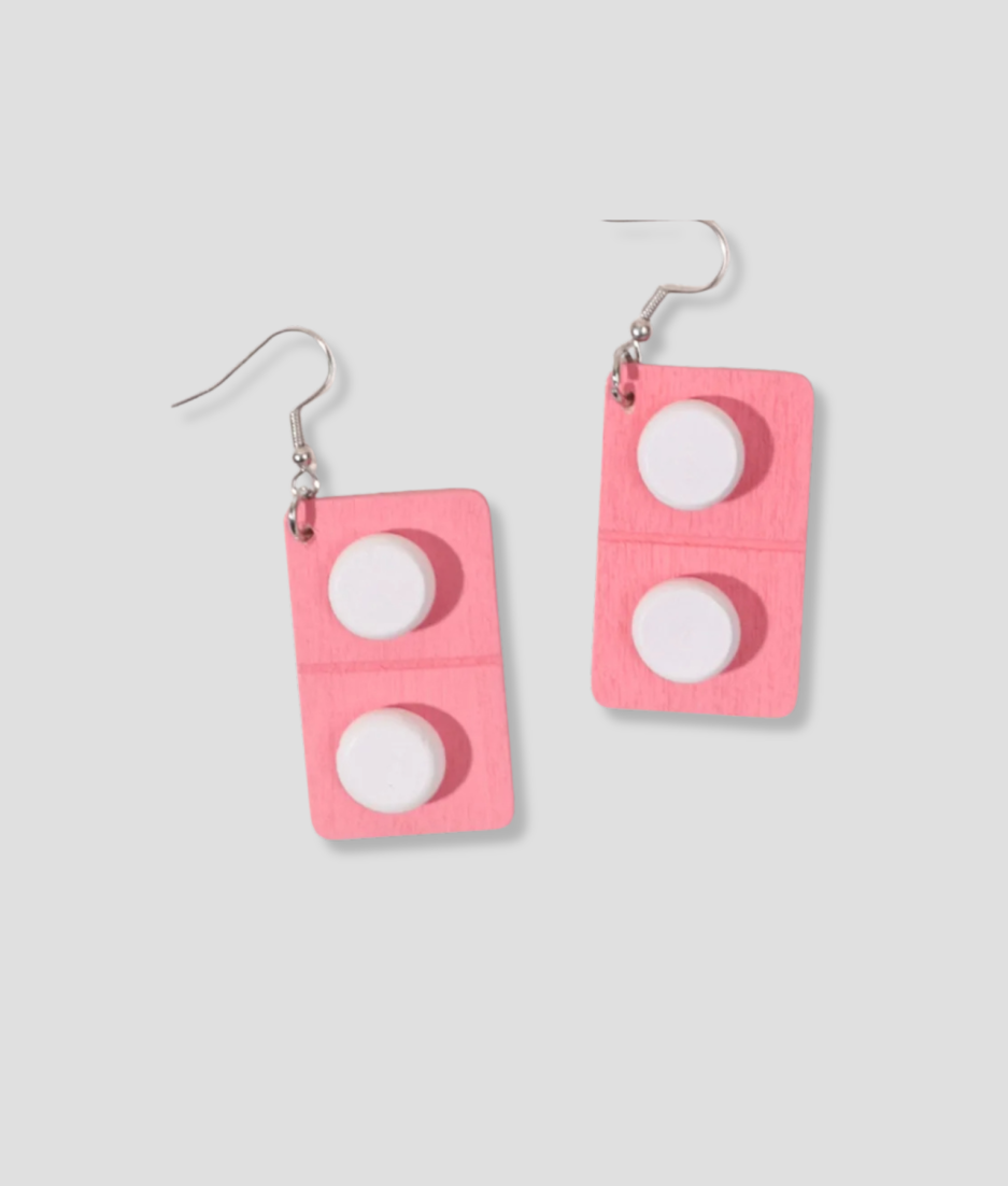 grappige-earring.png