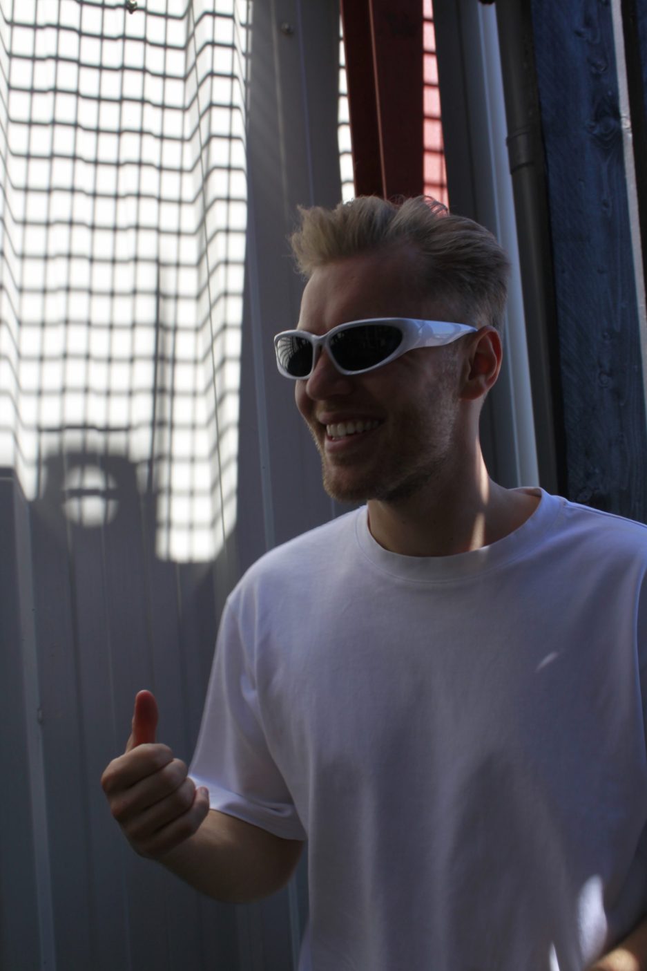 grijze-vintage-rave-bril-scaled-1.jpg