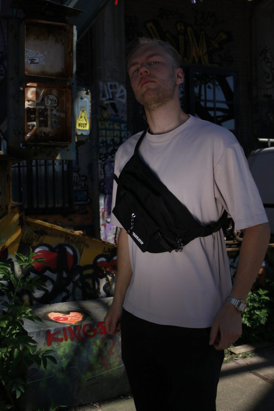 grimmige-fanny-pack-tas-scaled-1.jpg
