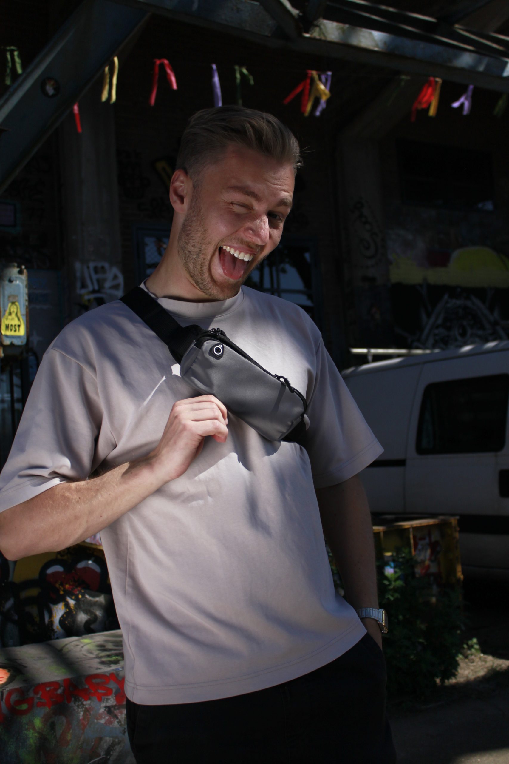 handige-waistbag-scaled-1.jpg