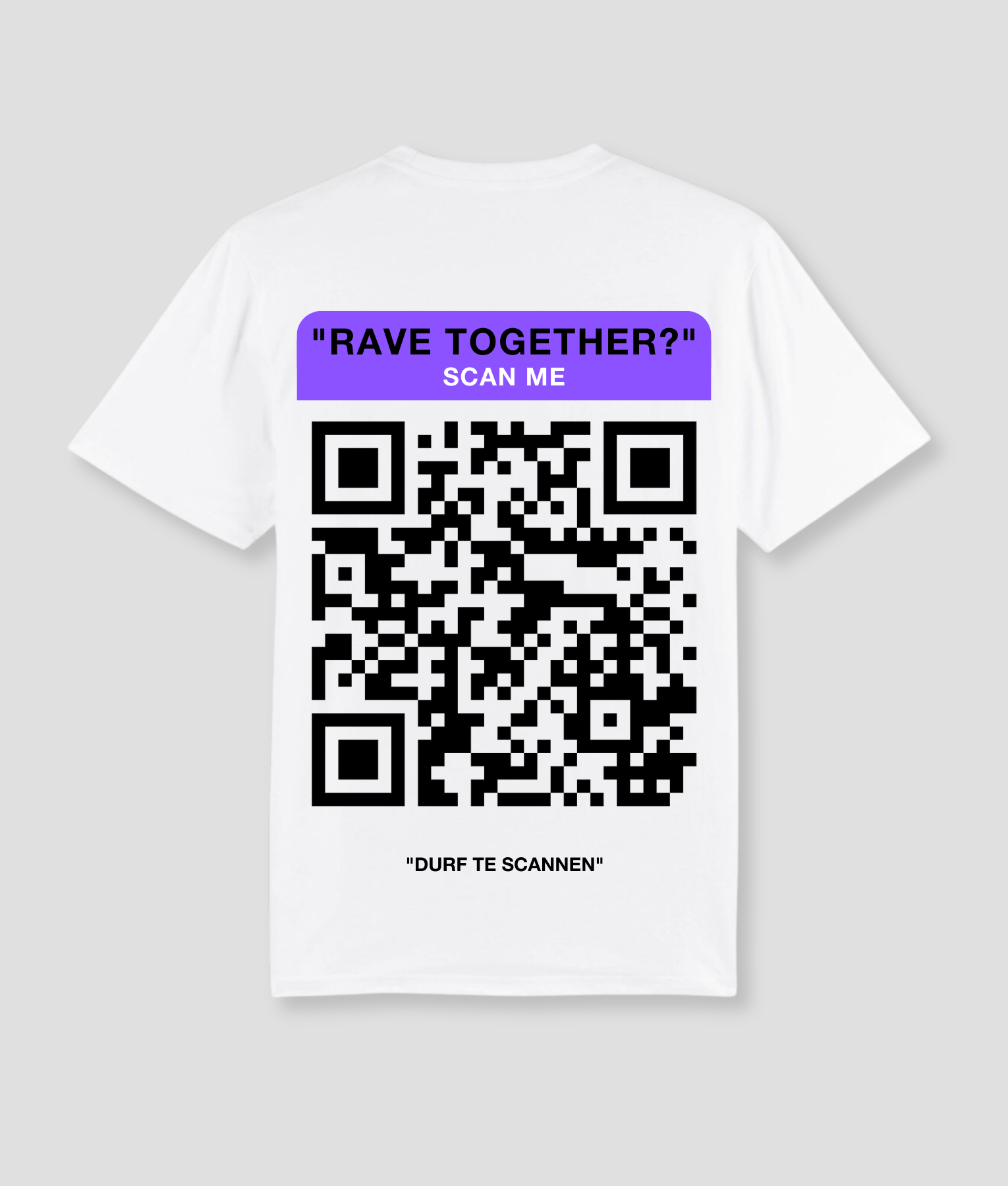 qr-code-wit-shirt-paars-festivaloutfit-voor-raves-techno-kleding.png