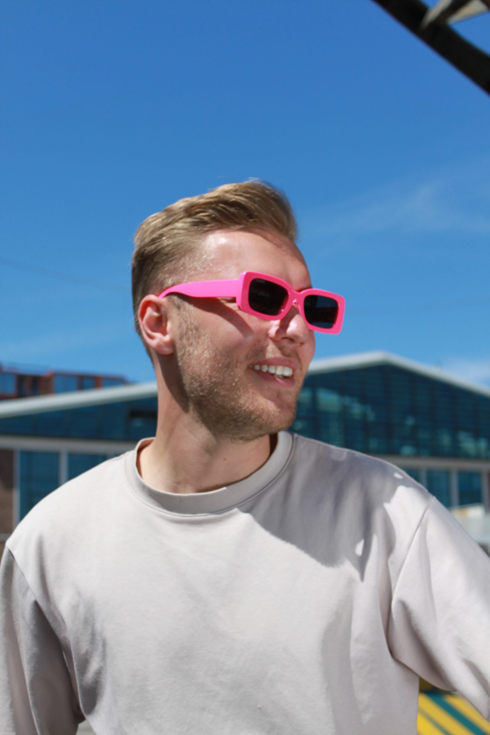 ravebril-roze-scaled-1.jpg