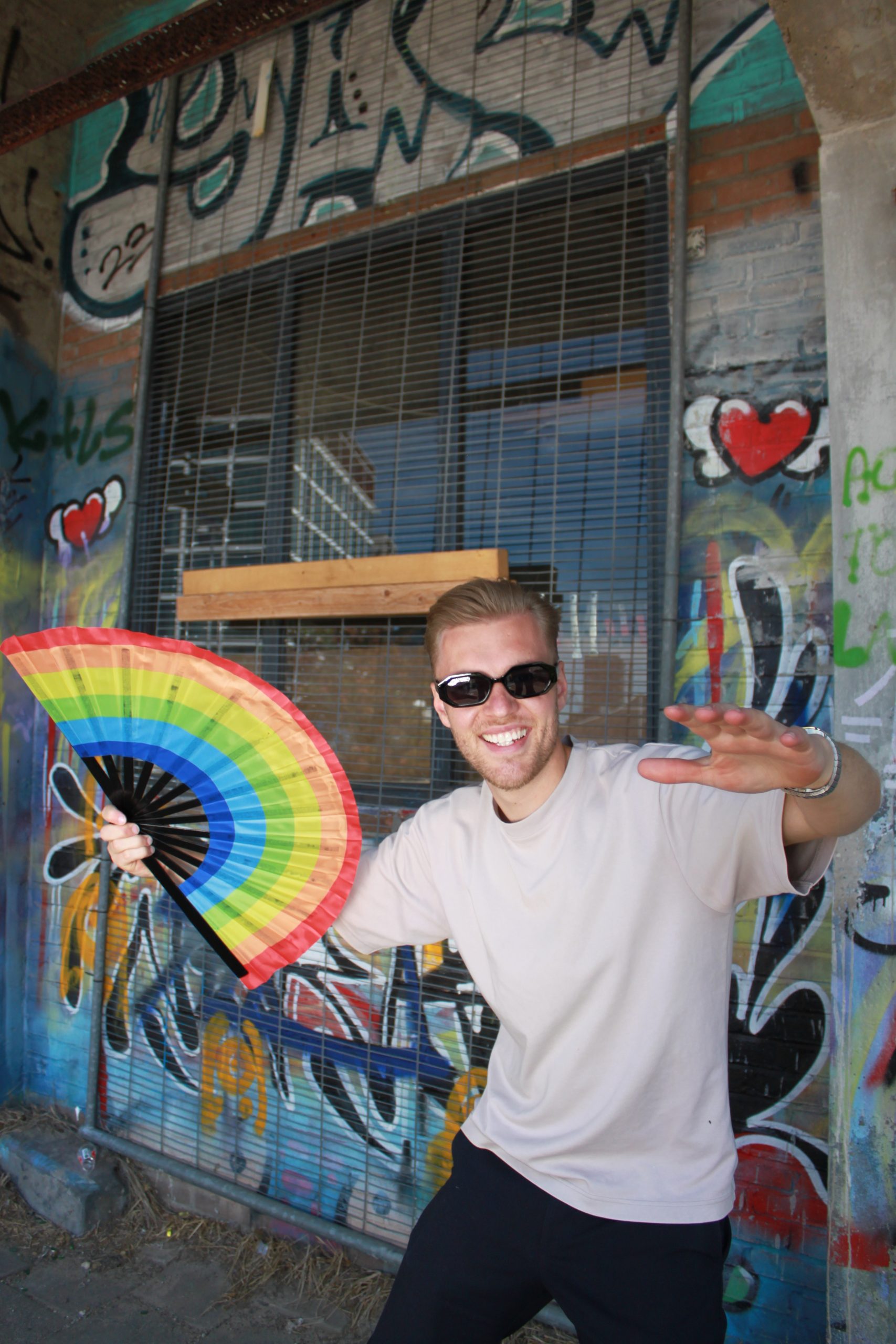 regenboog-waaier-scaled-1.jpg