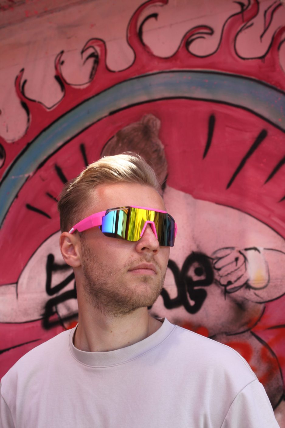 roze-techno-bril-beuken-scaled-1.jpg