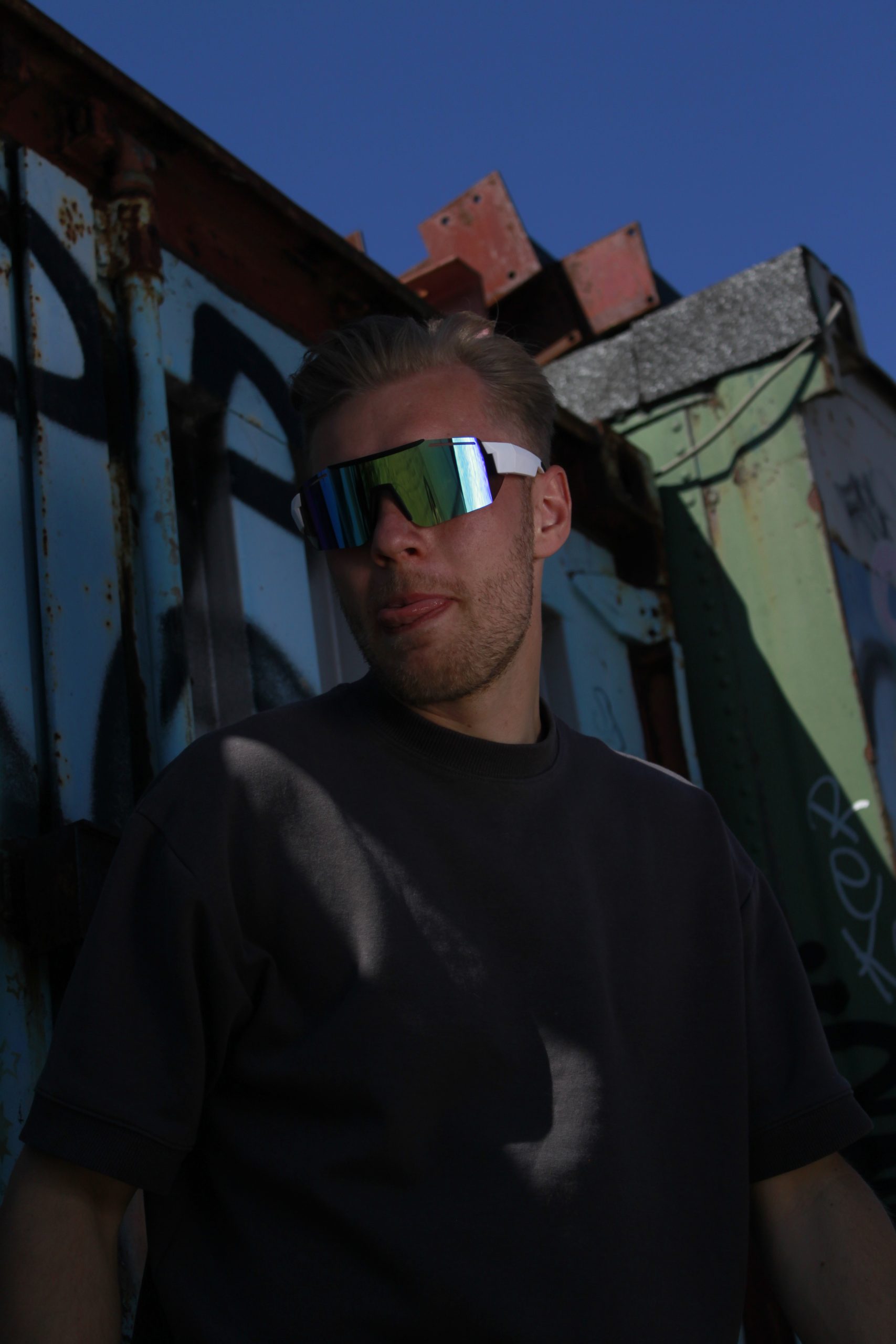snelle-rave-bril-scaled-1.jpg