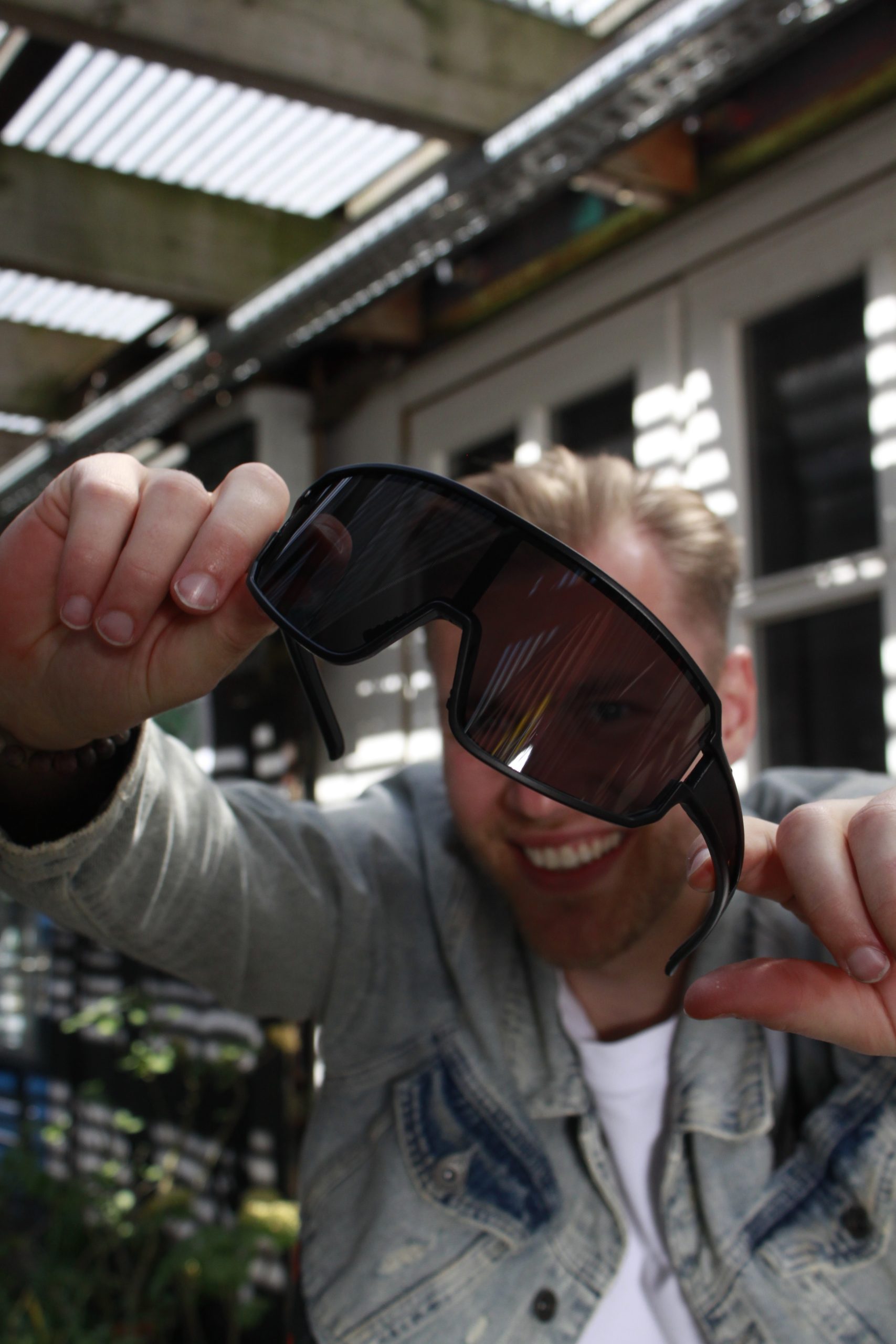 techno-rave-bril-zwart-scaled-1.jpg