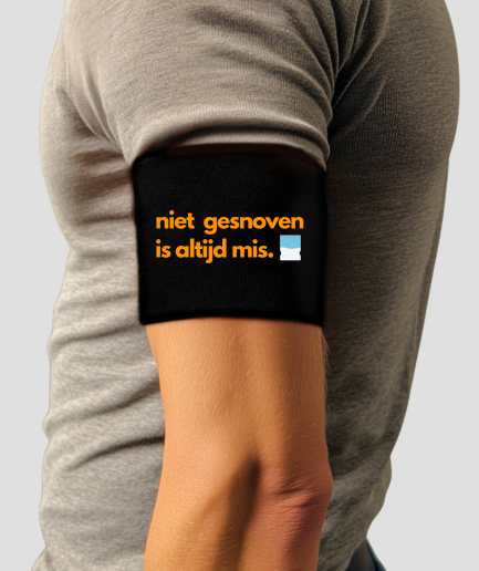 zwarte-captainband-zwarte-techno-aanvoerdersband.png