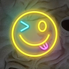 gele neon smiley