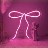 neon roze lampje