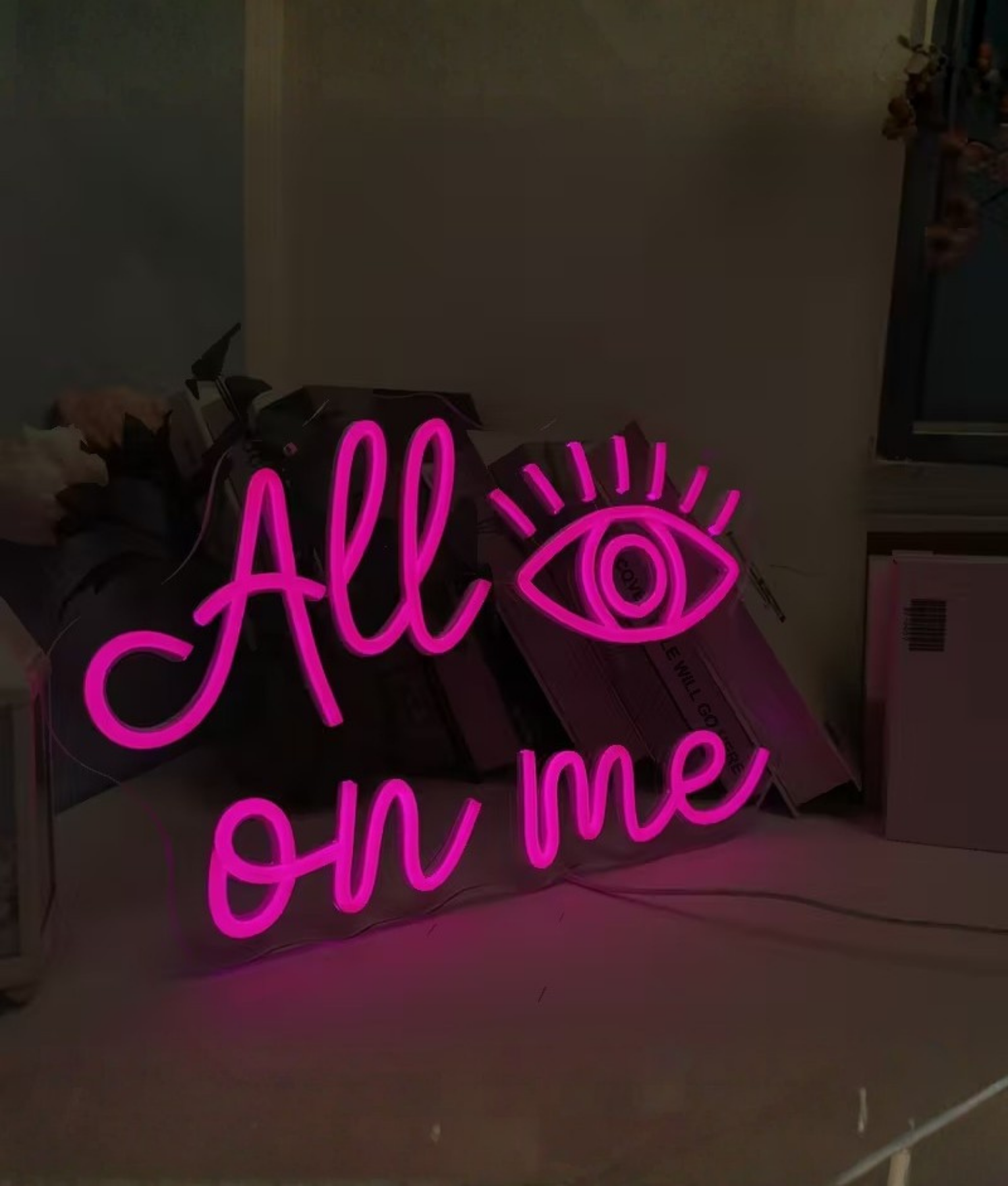 roze neon lamp