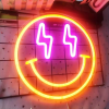 smiley neon groot