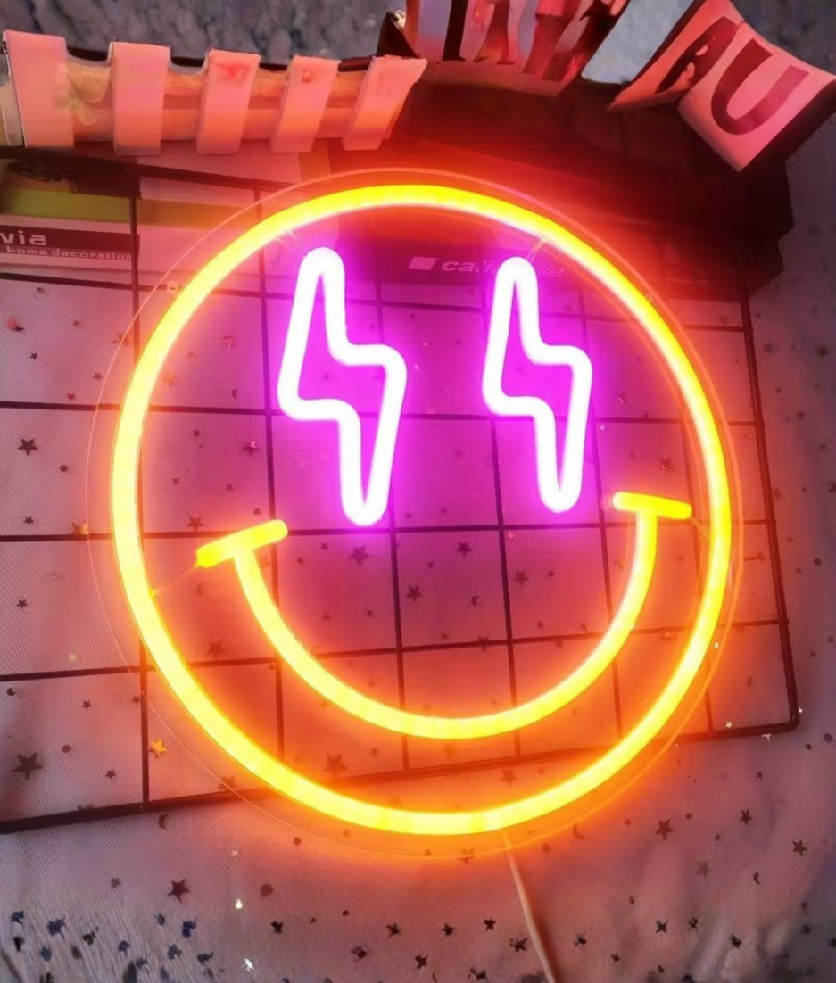 smiley neon groot