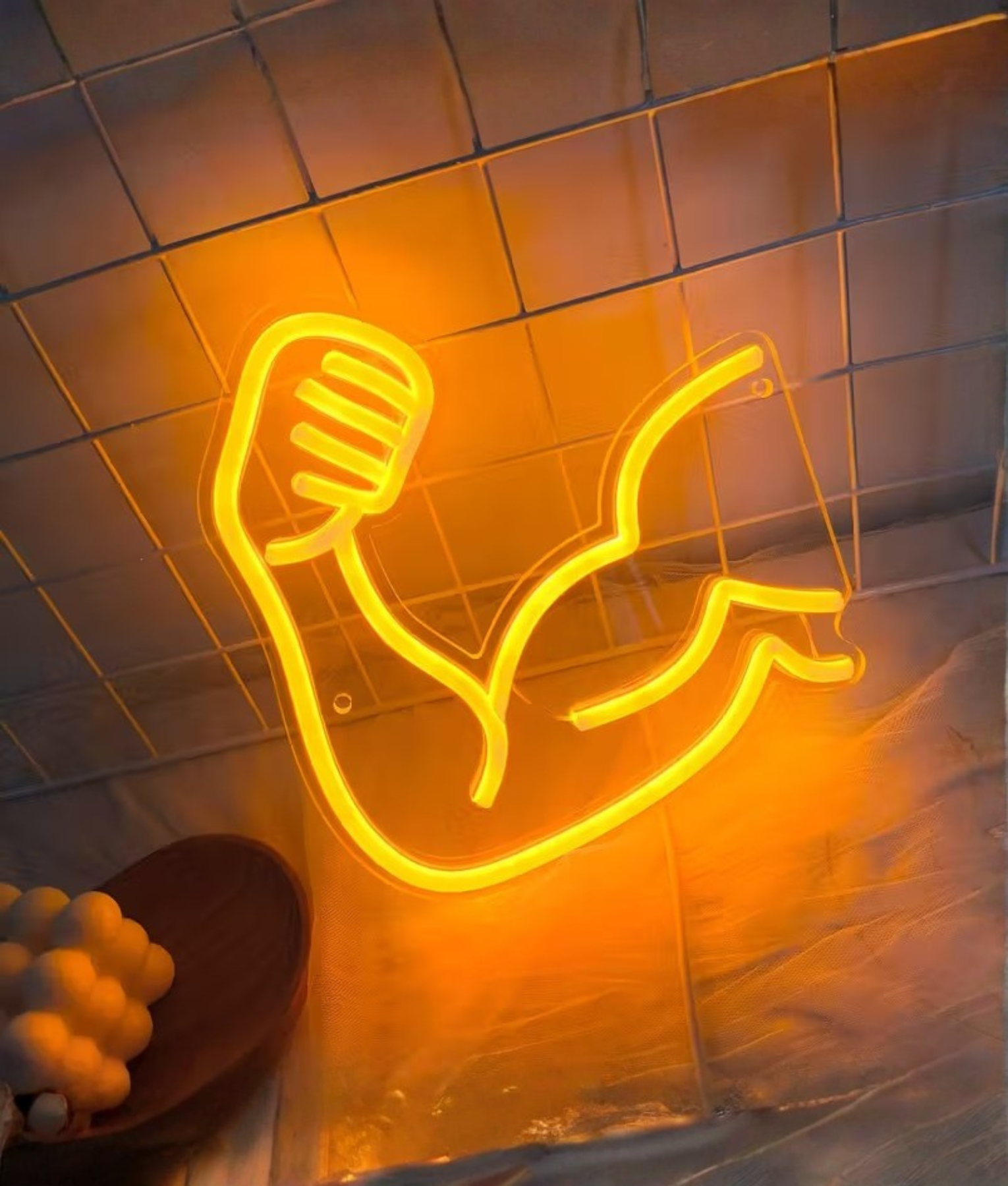 spierballen neon lamp