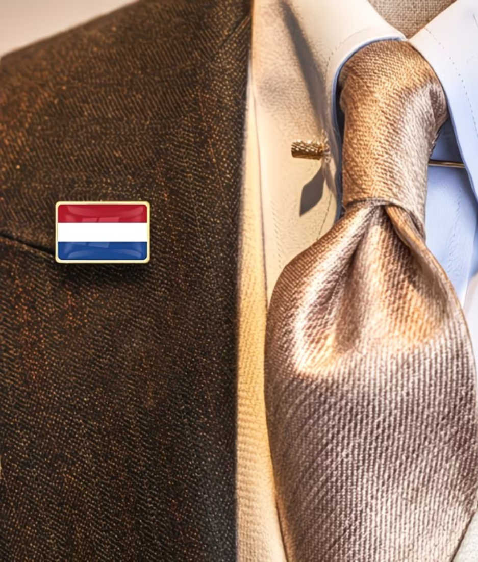 Nederlandse vlag button shirt
