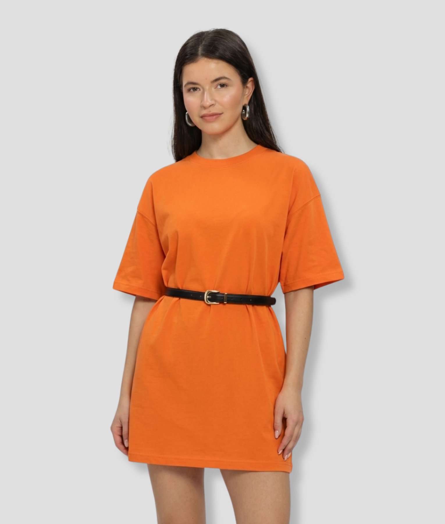 Zwart riempje tshirt jurk model