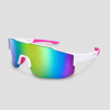 wit met roze rave bril racen