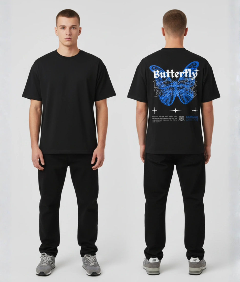 Zwart T-shirt met blauwe vlinder illustratie en Butterfly tekst herhalend in gothic lettertype op de rug