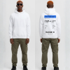 Witte hoodie met blauwe boarding pass print en eigen tekst op de rug