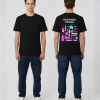 Zwart T-shirt met DESIGNER DRUGS tekst en roze en groene festival illustraties van pillen spuiten en zakjes op de rug