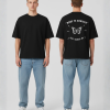 Zwart T-shirt met witte vlinder illustratie en DURF TE SNUIVEN tekst en PEP-SCHEP.NL op de rug