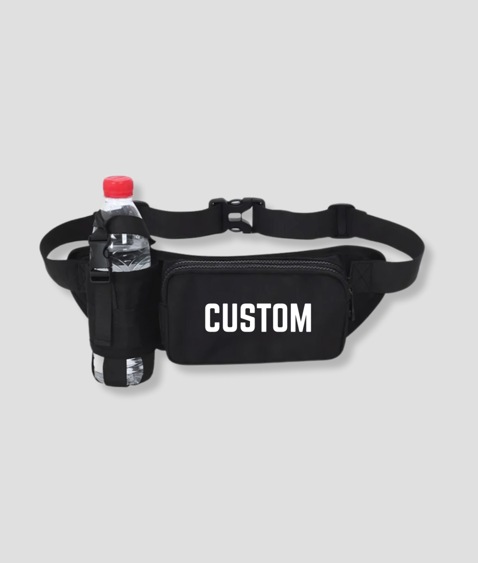 Zwarte fanny pack met fleshouder en witte tekst CUSTOM opdruk op voorzijde