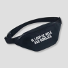 Donkerblauwe fanny pack schuine hoek met witte tekst opdruk op voorzijde