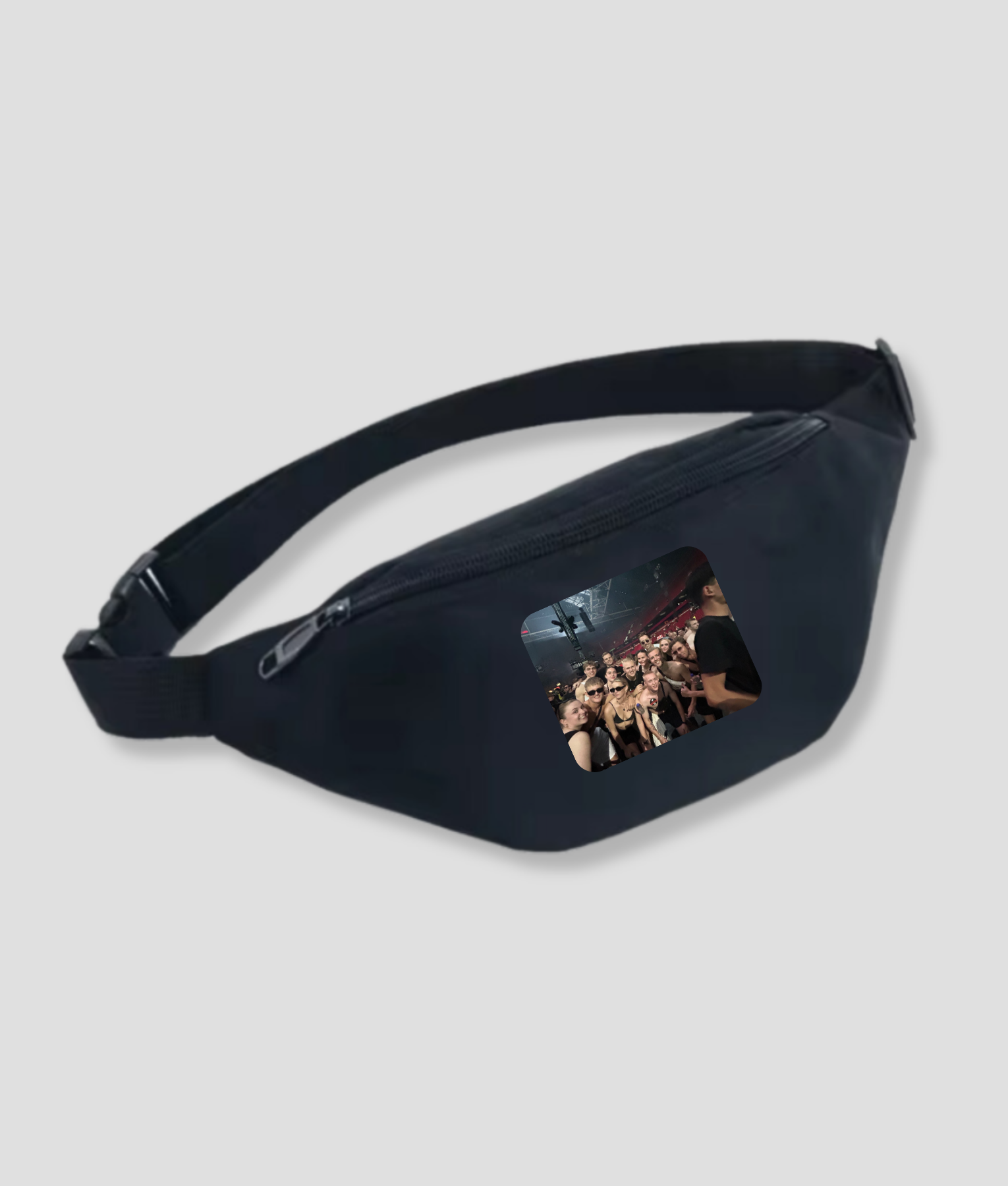 Donkerblauwe fanny pack schuine hoek met verstelbare riem
