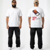 Wit unisex T-shirt voor- en achteraanzicht gedragen door mannelijk model met Portie kibbeling supermarkt reclame print op de rug