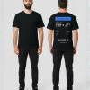 Zwart T-shirt met blauw eigen tekst banner en boarding pass print met PNM naar JPT vluchtdetails en PEP-SCHEP.NL tekst op de rug