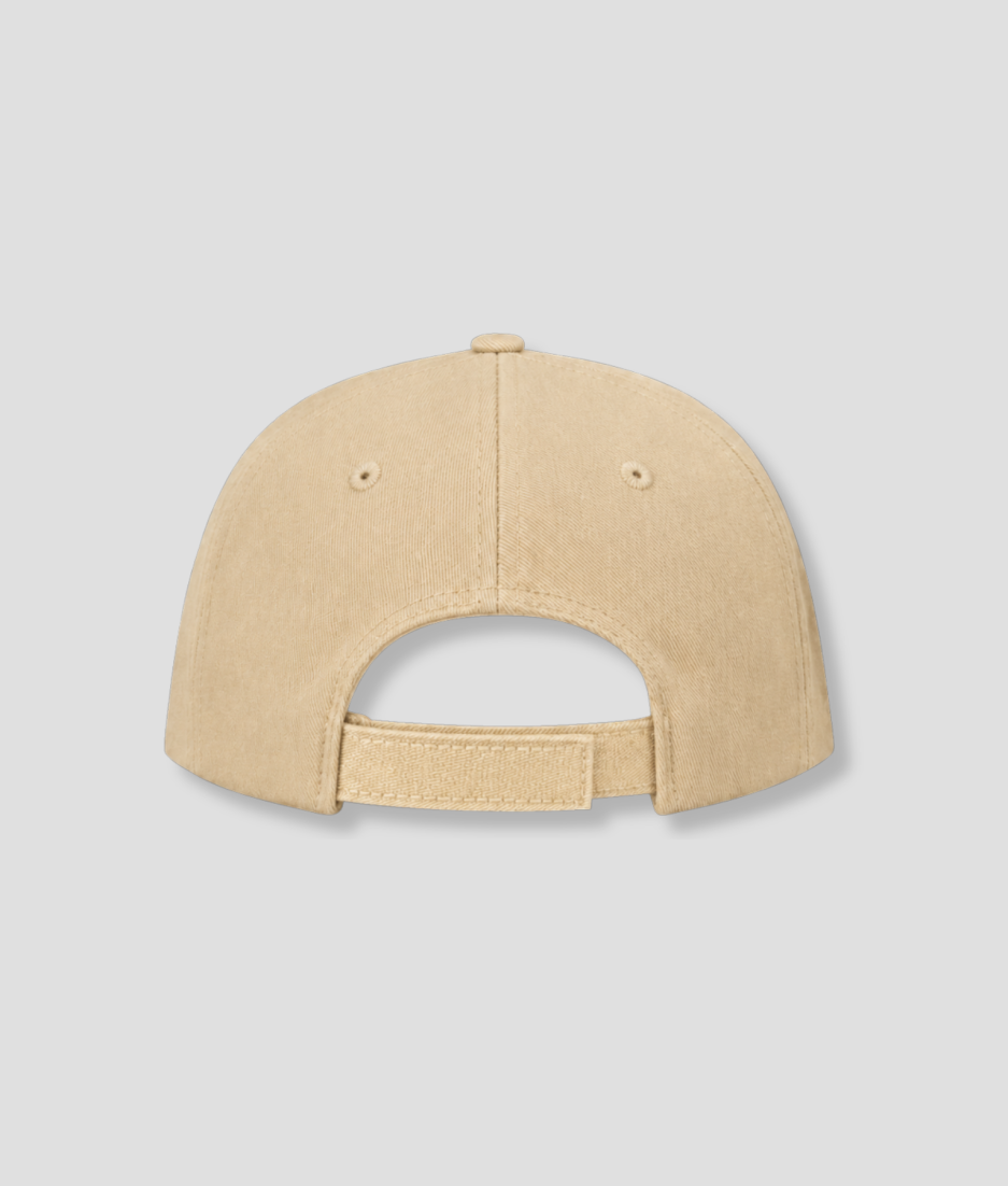 Achterkant beige cap met verstelbare klittenband sluiting