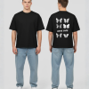 Zwart T-shirt met witte vlinders en RAVE SAFE tekst op de rug