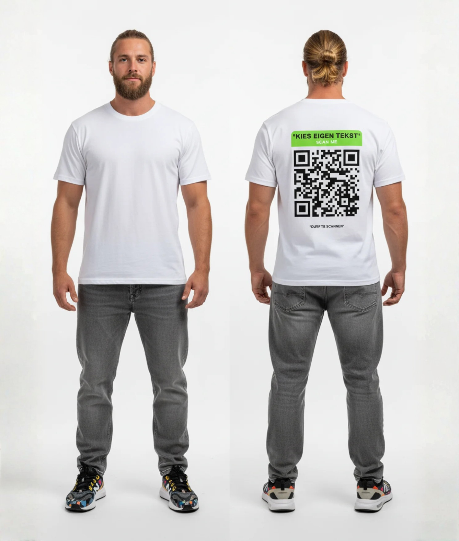 Wit T-shirt met neon groene eigen tekst banner, grote zwart-witte QR-code en DURF TE SCANNEN tekst op de rug