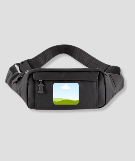 Zwarte fanny pack bovenaanzicht met verstelbare riem en gesp