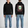 Zwarte hoodie met gezicht illustratie met groene X-ogen en rode strepen print op de rug