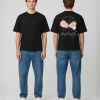 Zwart T-shirt met roze vlinder en Butterfly tekst op de rug