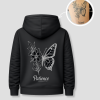 Zwarte unisex hoodie met 'Patience' vlinder en bloemen tattoo opdruk van PEP SCHEP – grote witte rugprint met botanische vlinder illustratie