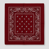 Donkerrode bandana met witte paisley print, plat gevouwen