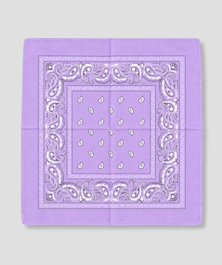 Lila bandana met witte paisley print, plat gevouwen