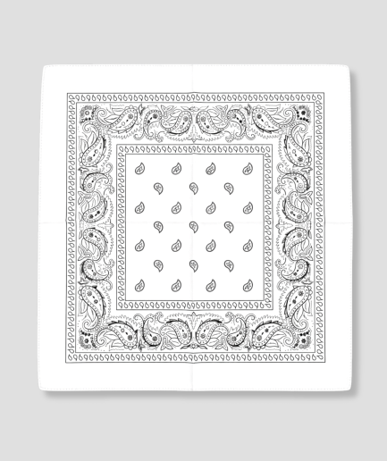 Witte bandana met zwarte paisley print, plat gevouwen