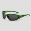 Groene sport zonnebril met wraparound montuur voor bij een rave outfit