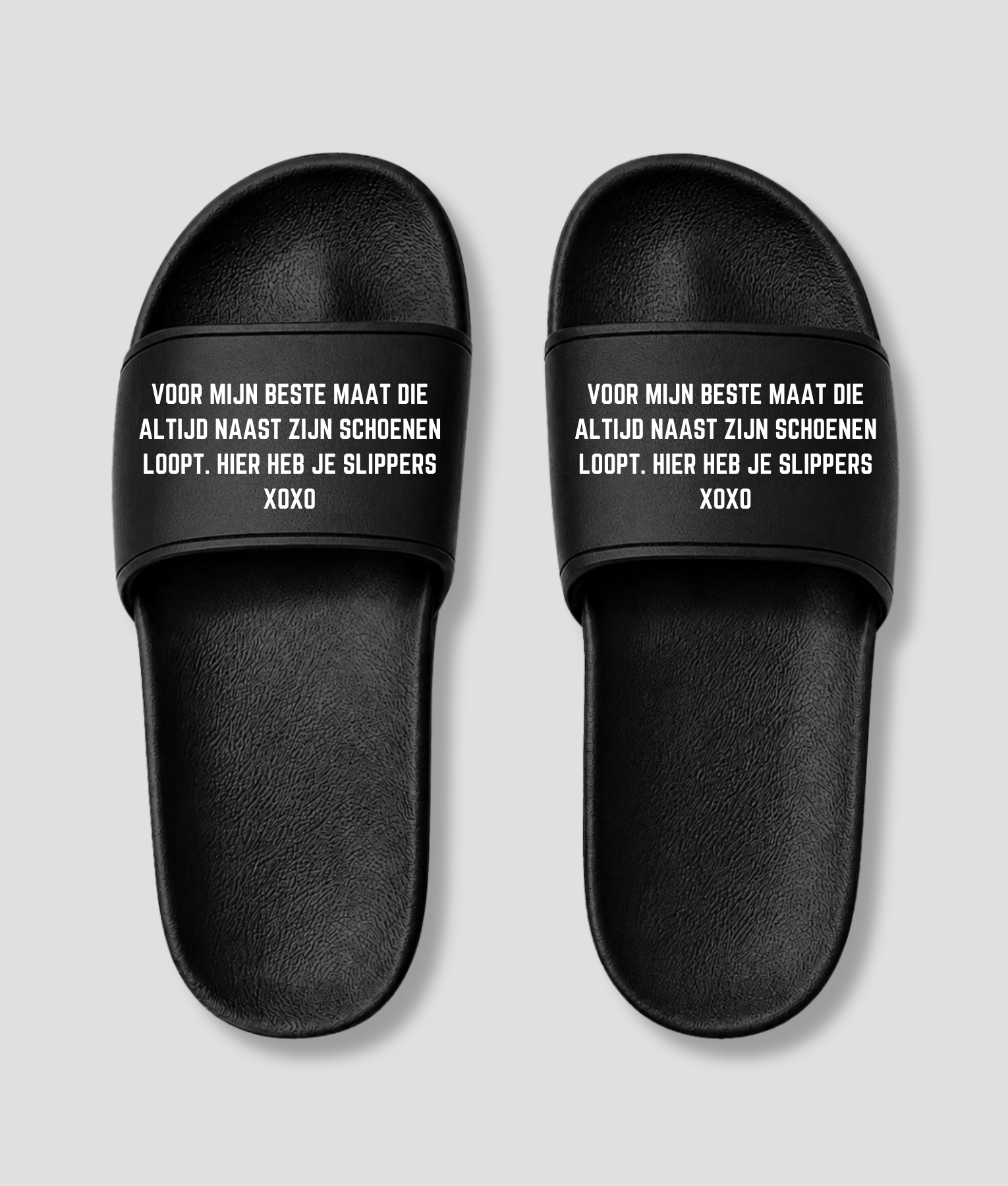 Maak je eigen zwarte platte badslippers